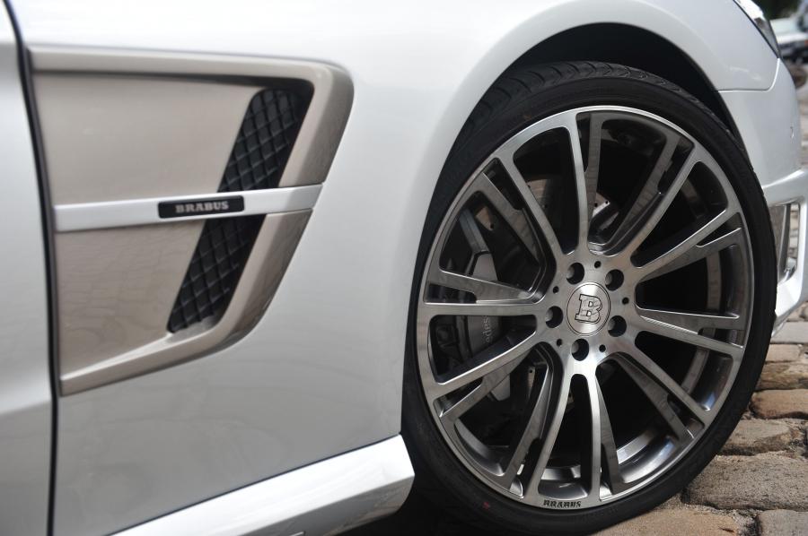  Mercedes-Benz SL-Class by Brabus 2012 года  (фото 30 из 46)